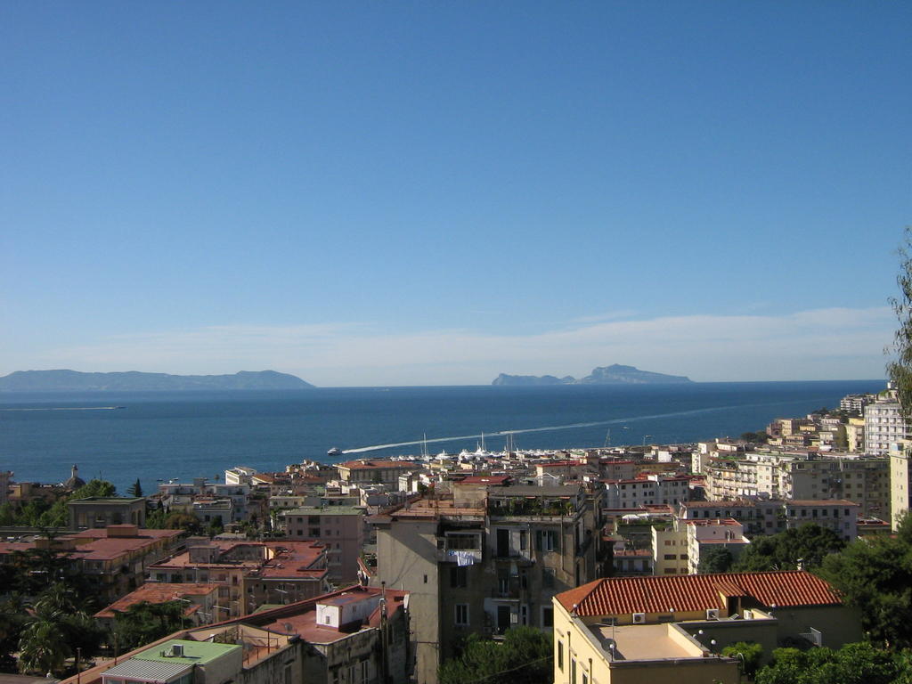 B&B Napoli Franca ภายนอก รูปภาพ